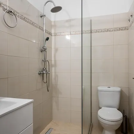 Eveniki House Case de vacanță