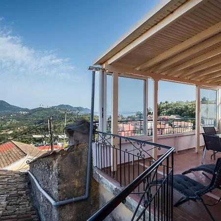 Eveniki House Pélekasz